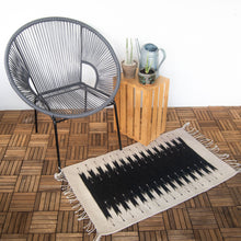 Load image into Gallery viewer, Handmade Southwestern Style Rug. Saw Pattern.